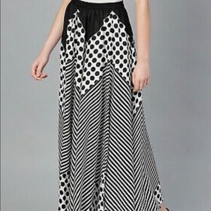 Versona black & white maxi skirt